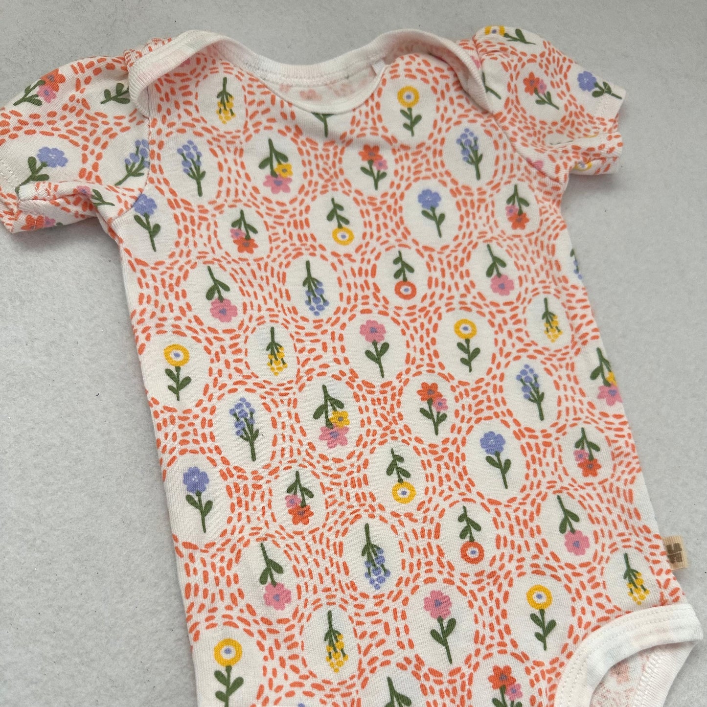 2 pc. Huggies pants and bodysuit set (3 months)