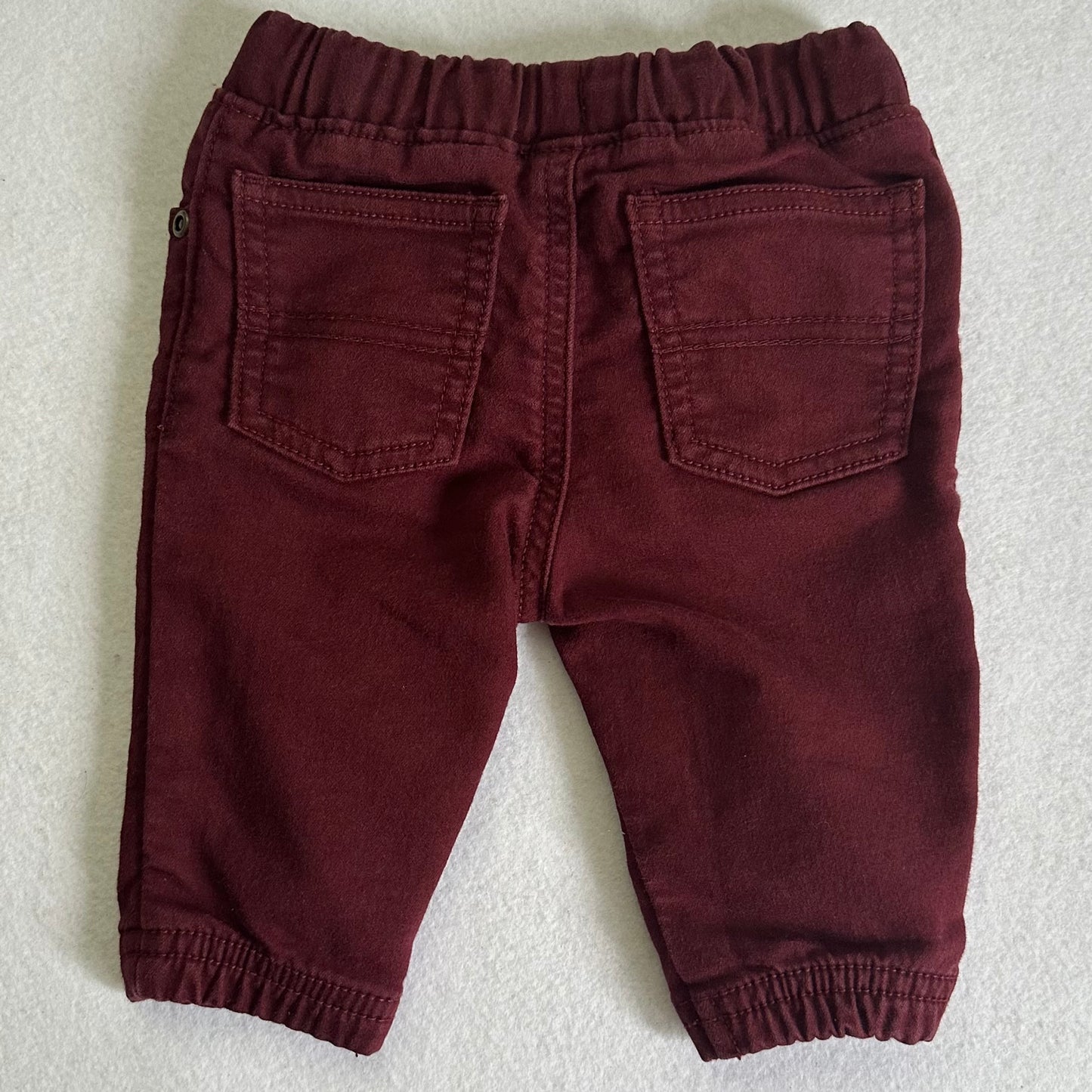 2 pc. Carter’s Set Bodysuit and Pants (3 months)