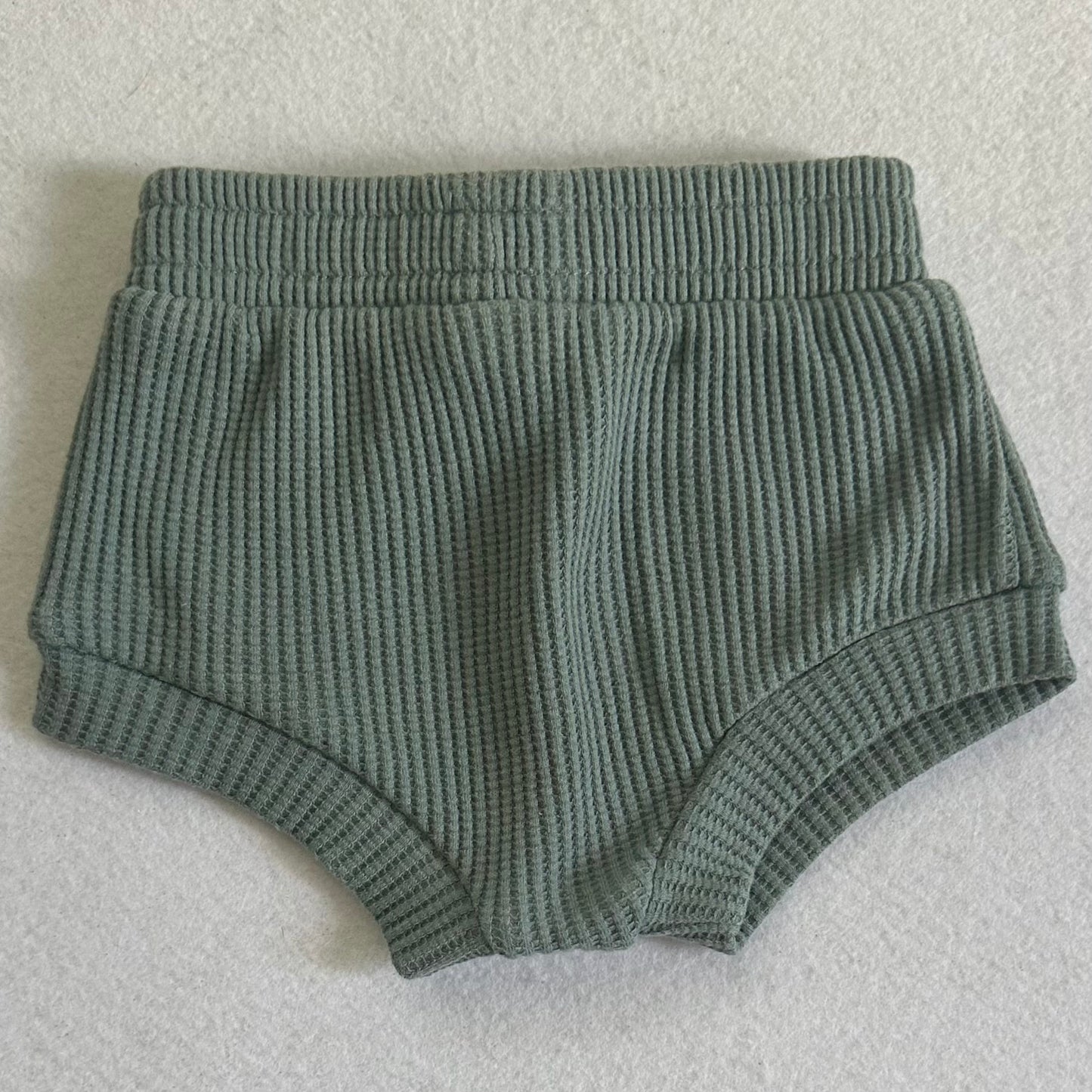 2 pc. Baby Outfit, shorts and bodysuit set (0-3 months)